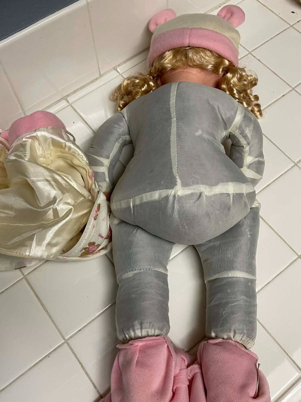 Kinnexdoll "Hazel" doll - Picture 9 of 14